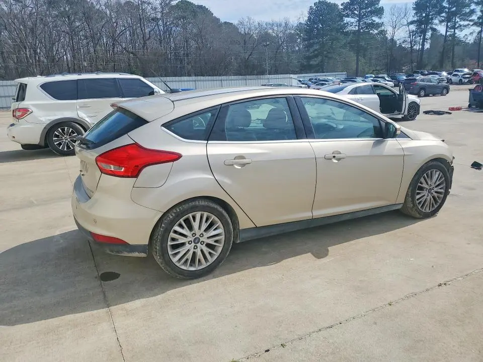 2018 FORD FOCUS TITANIUM  
