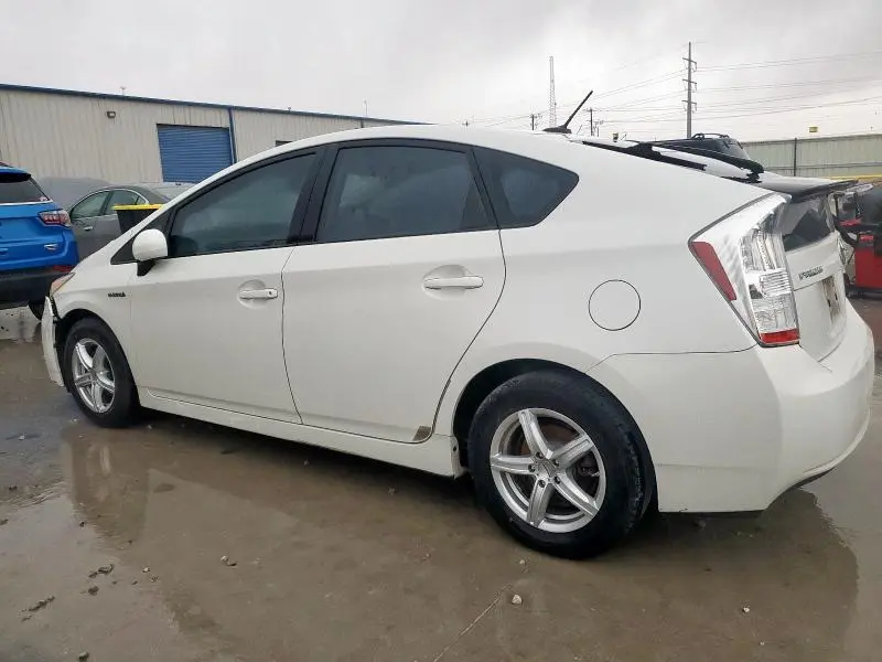 2011 TOYOTA PRIUS   