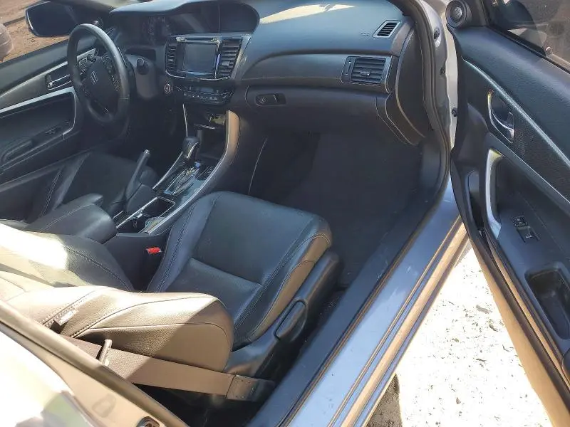 2017 HONDA ACCORD TOURING  