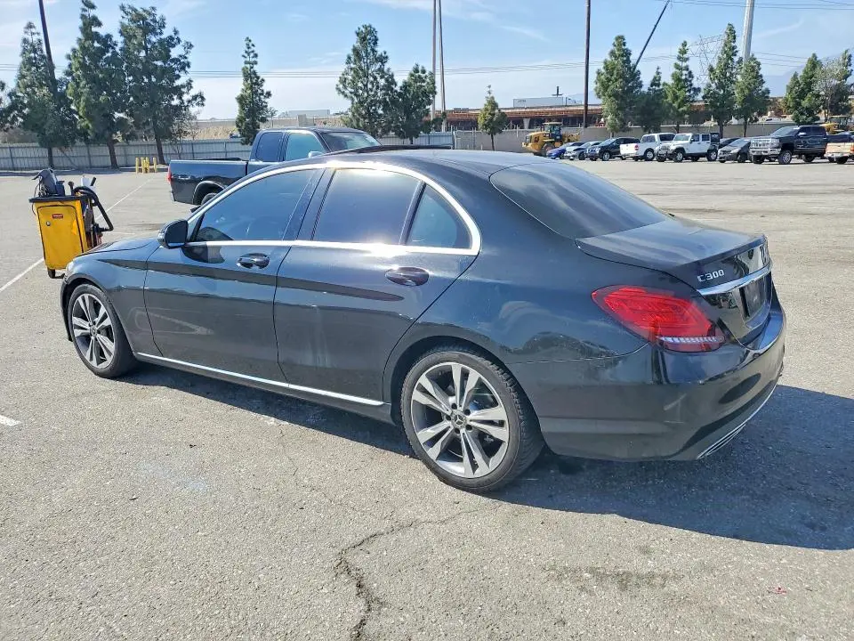 2019 MERCEDES-BENZ C 300  