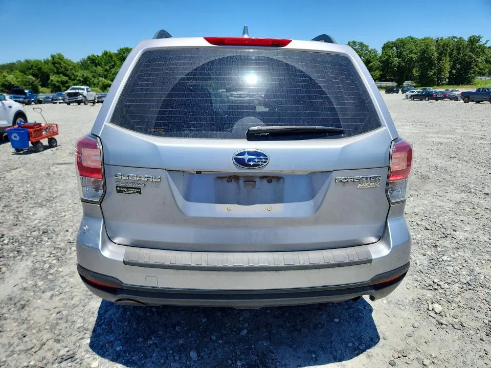 2017 SUBARU FORESTER 2.5I  