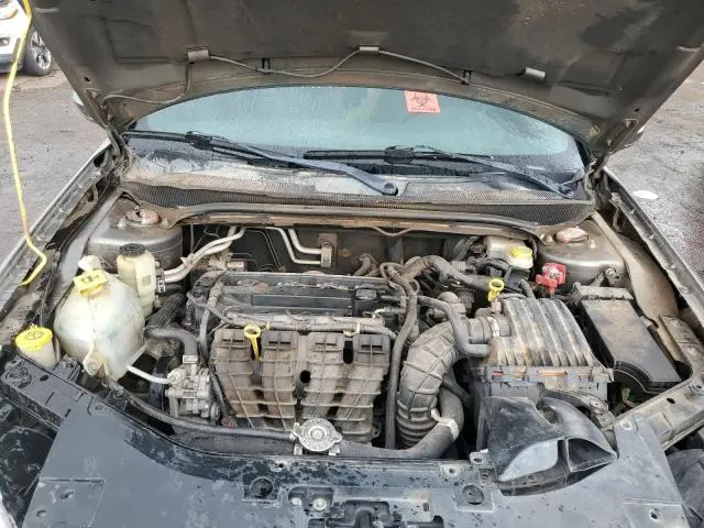 2013 CHRYSLER 200 LX  