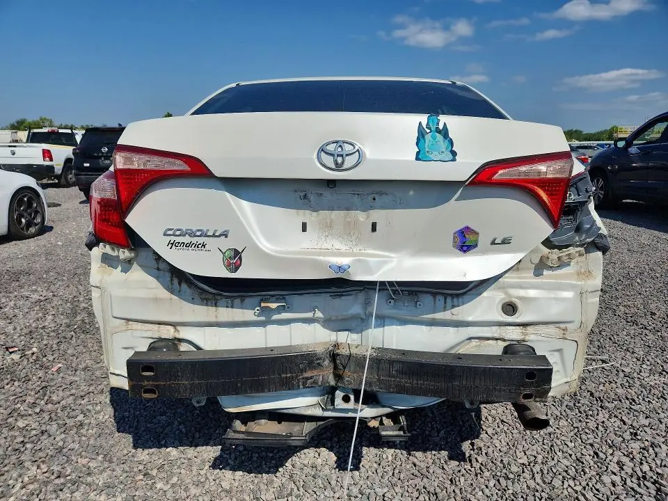 2018 TOYOTA COROLLA LE  