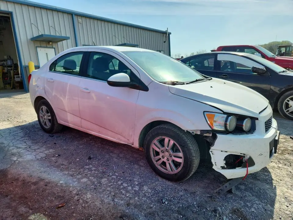 2014 CHEVROLET SONIC LT  