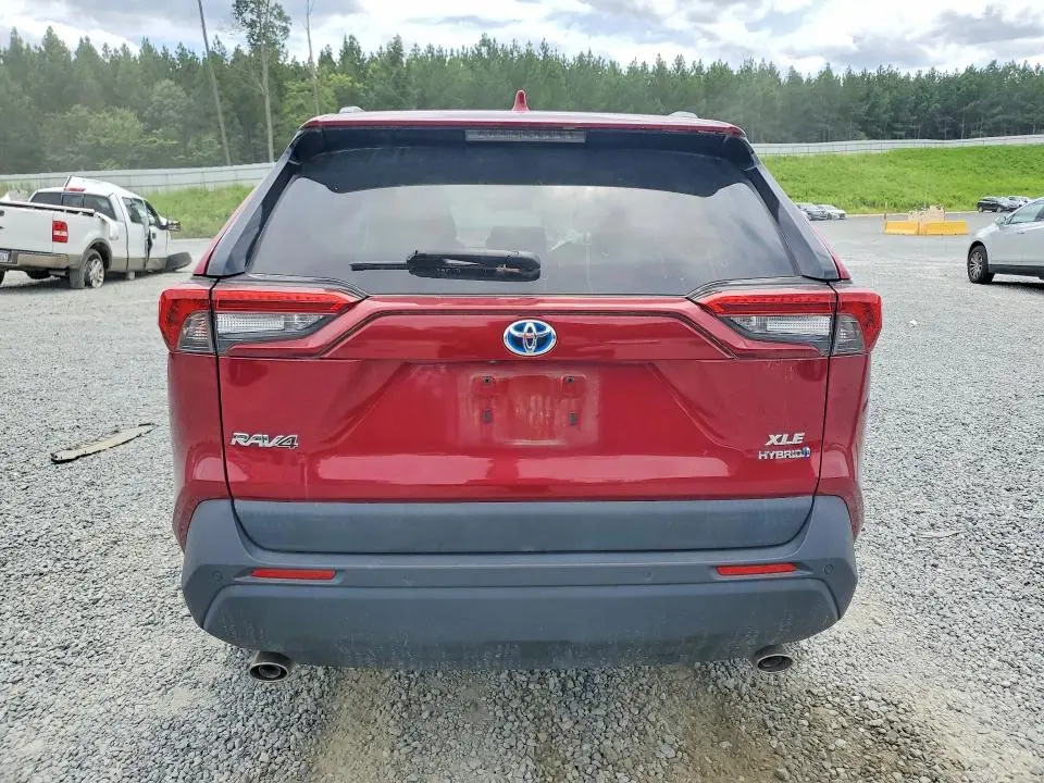 2022 TOYOTA RAV4 XLE PREMIUM  
