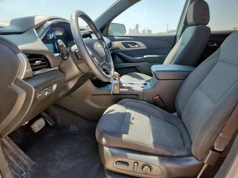2023 CHEVROLET TRAVERSE LT  
