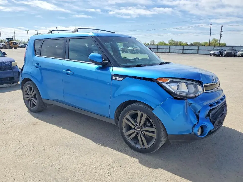 2015 KIA SOUL +  