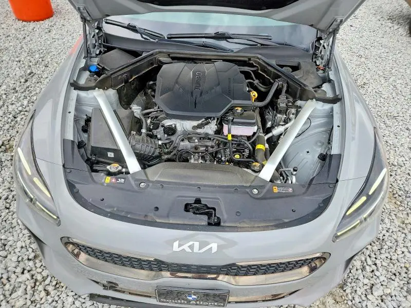 2023 KIA STINGER GT LINE  