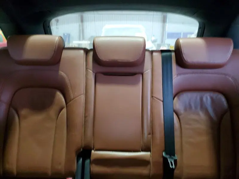 2010 AUDI Q5 PREMIUM PLUS  