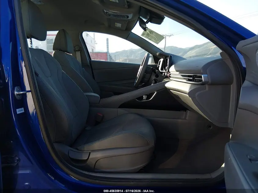 2021 HYUNDAI ELANTRA SE