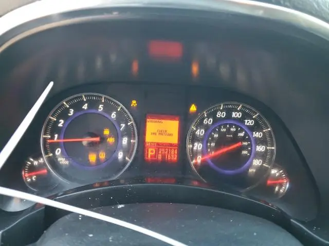 2011 INFINITI FX35   