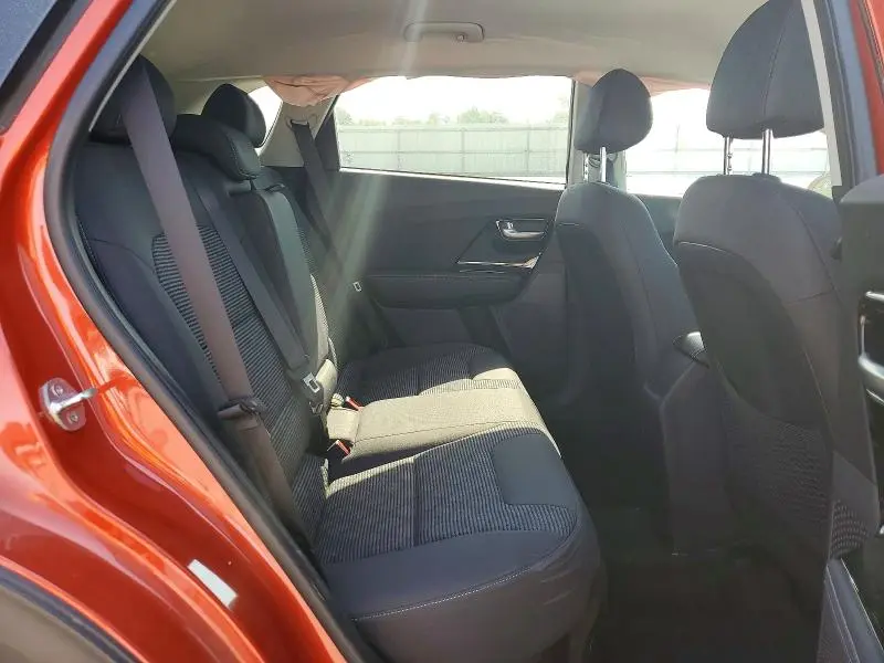 2022 KIA NIRO LXS  