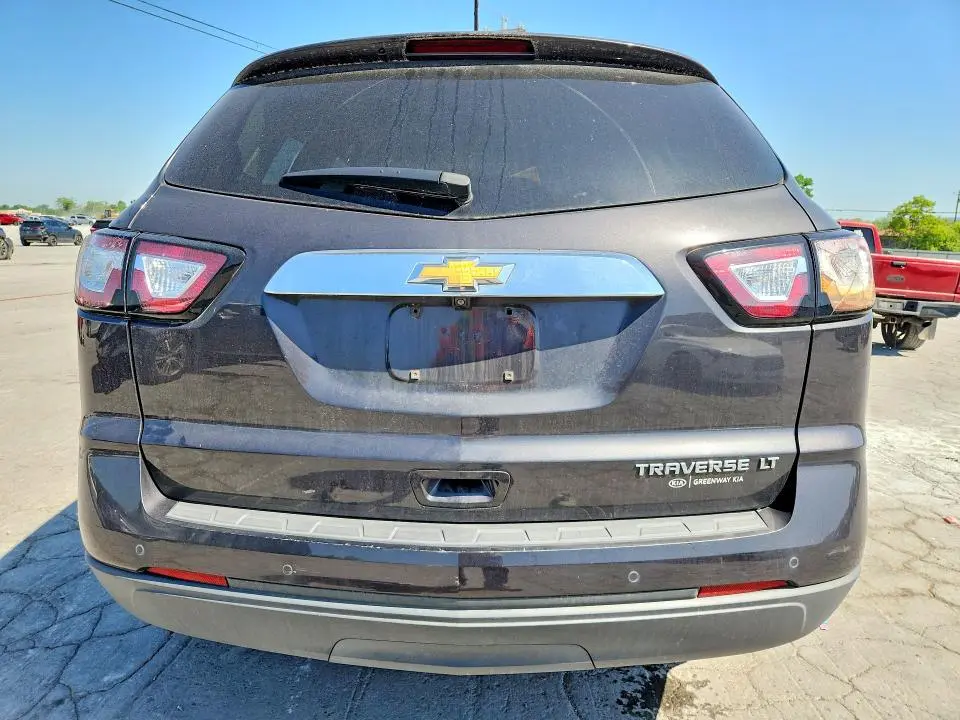 2014 CHEVROLET TRAVERSE LT  