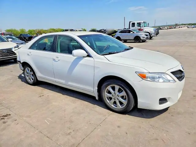 2011 TOYOTA CAMRY LE  