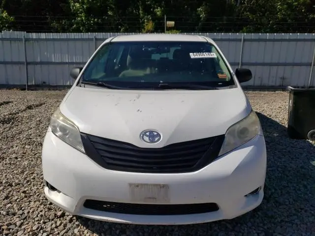 2015 TOYOTA SIENNA   