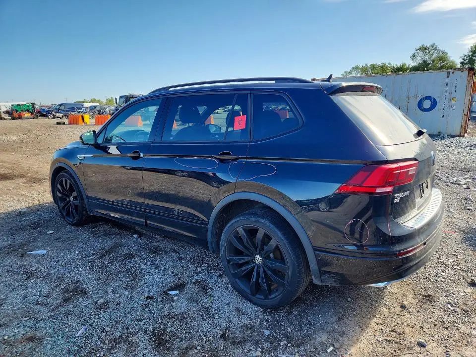 2021 VOLKSWAGEN TIGUAN SE  