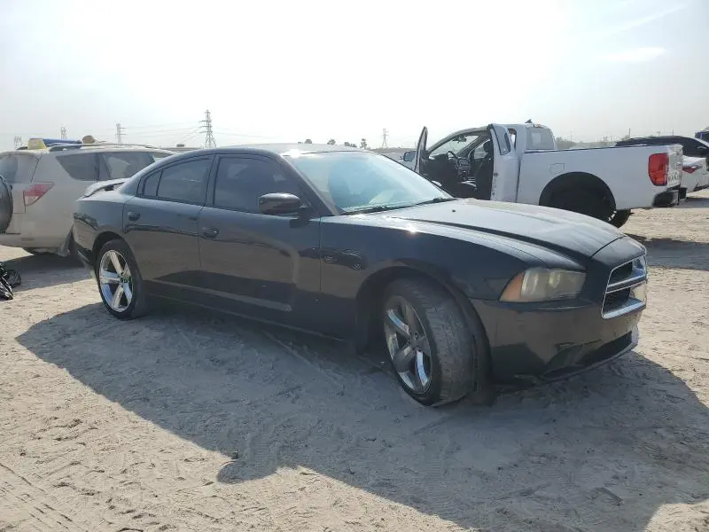 2013 DODGE CHARGER SE  