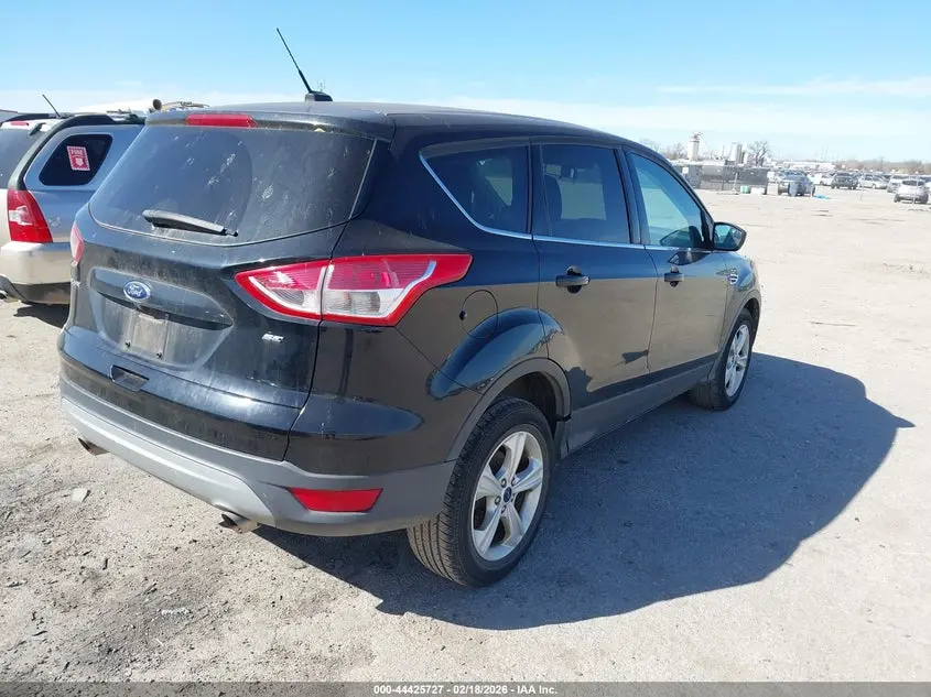 2016 FORD ESCAPE SE