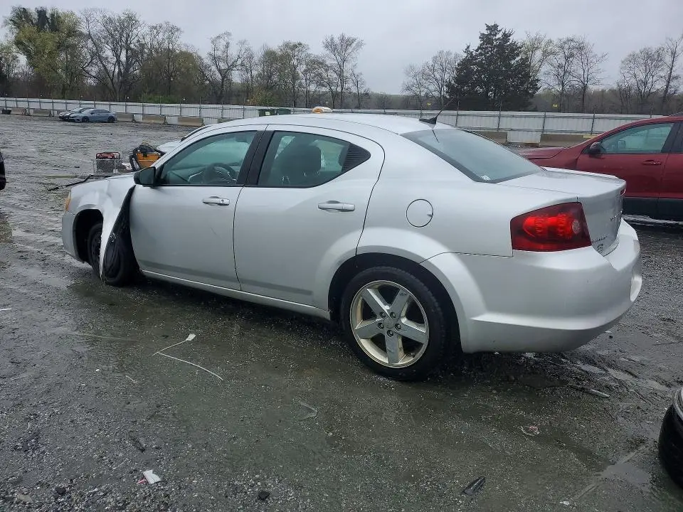 2012 DODGE AVENGER SE  
