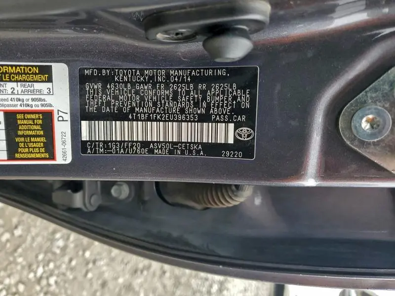 2014 TOYOTA CAMRY SE  