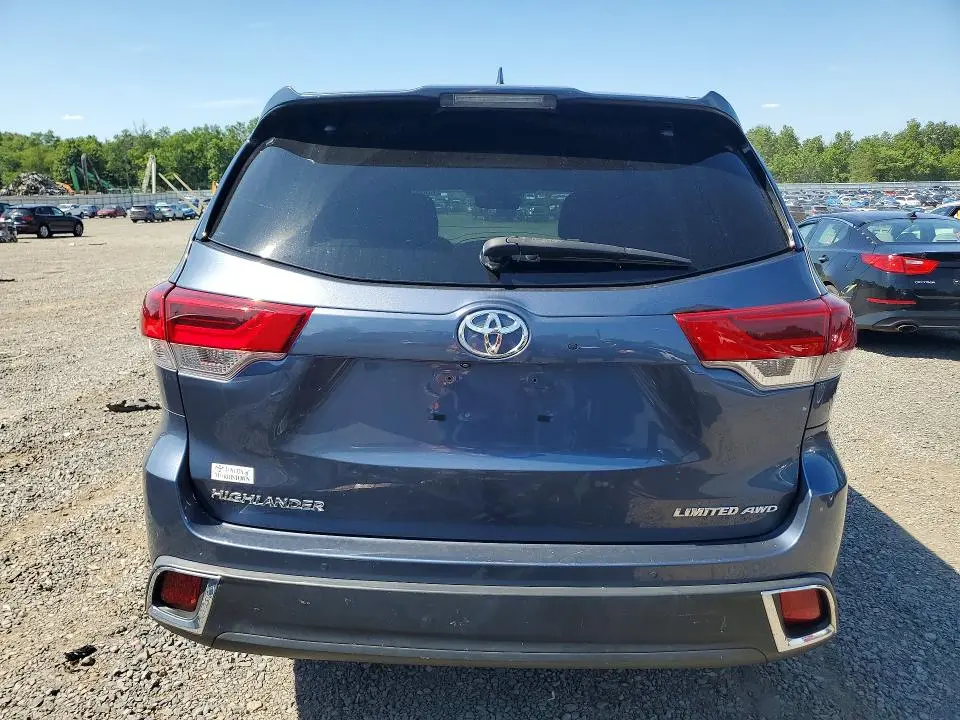 2019 TOYOTA HIGHLANDER LIMITED  