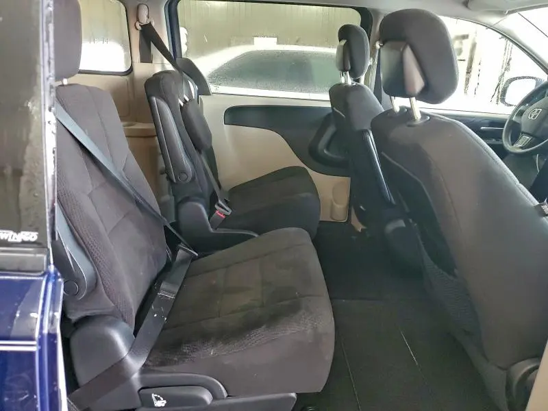 2013 DODGE GRAND CARAVAN SE  