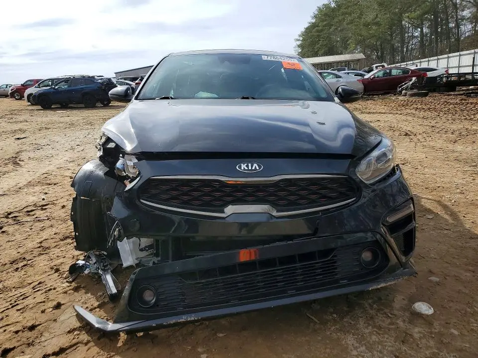 2021 KIA FORTE GT LINE  