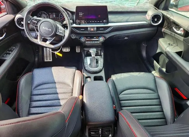 2022 KIA FORTE GT  