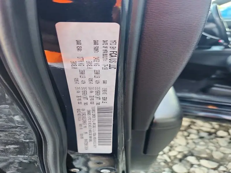 2018 DODGE DURANGO SXT  