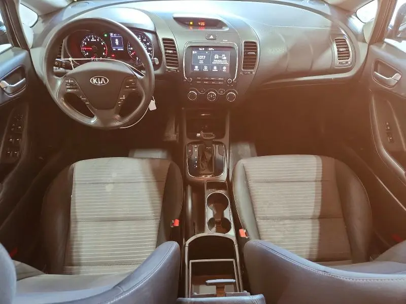 2018 KIA FORTE LX  