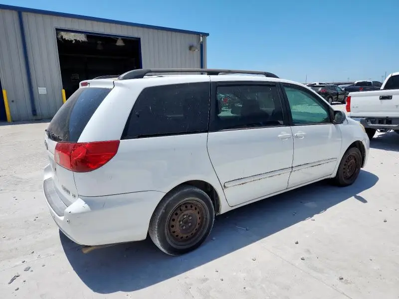 2010 TOYOTA SIENNA CE  