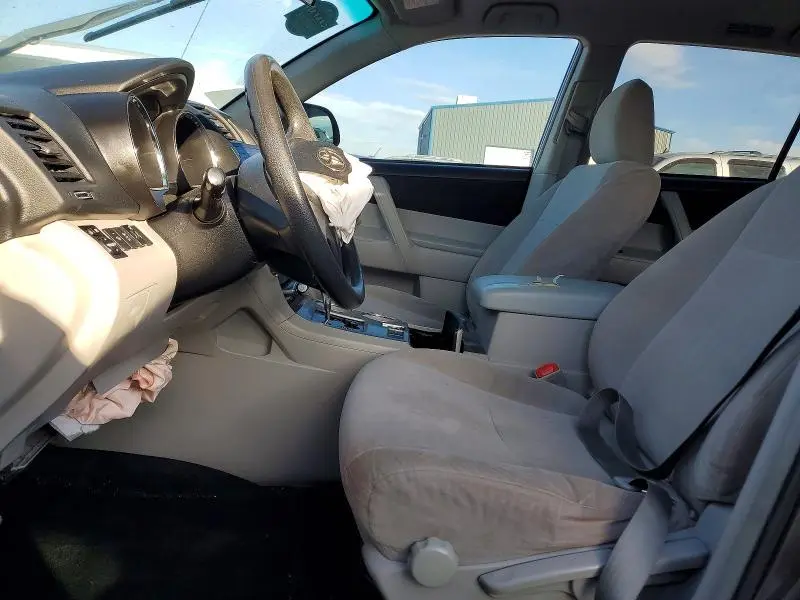 2011 TOYOTA HIGHLANDER BASE  