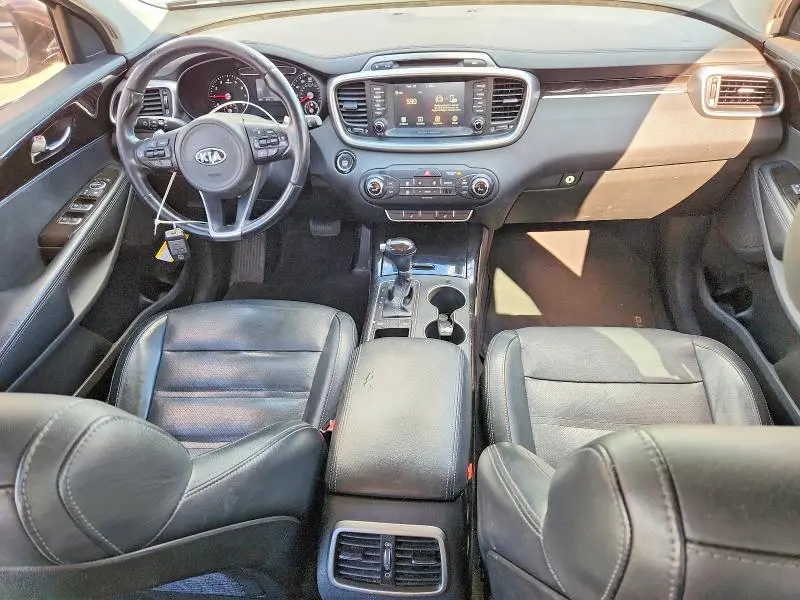 2017 KIA SORENTO EX  