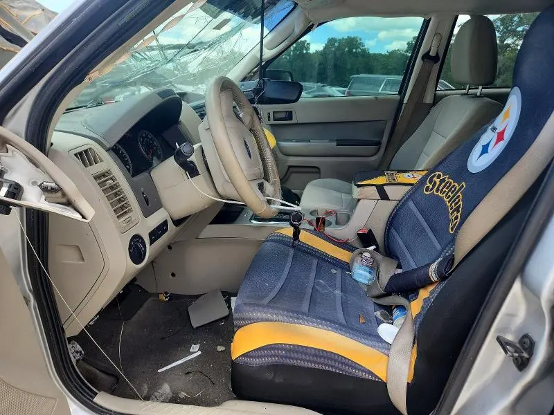 2011 FORD ESCAPE XLT  