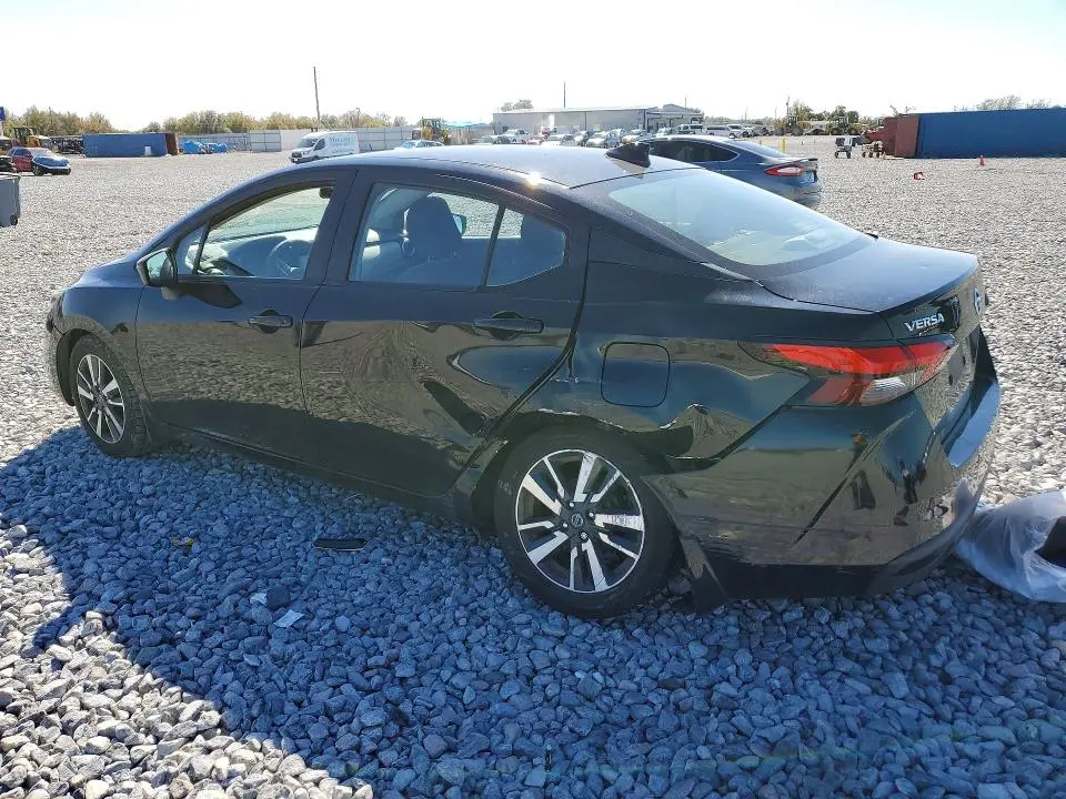 2020 NISSAN VERSA SV  