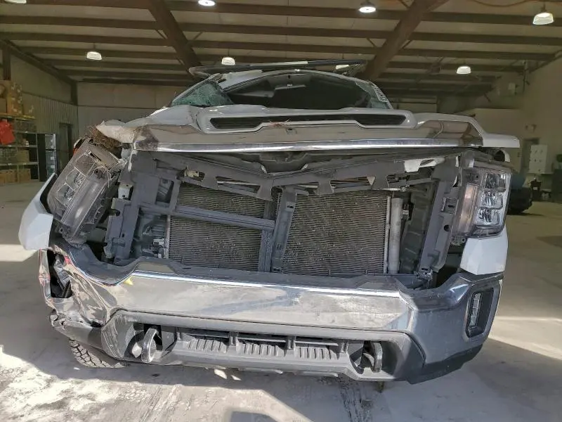 2022 GMC SIERRA K2500 SLE  