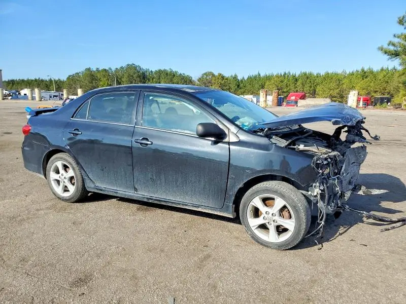 2013 TOYOTA COROLLA BASE  
