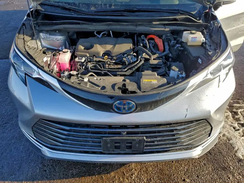 2023 TOYOTA SIENNA LIMITED  