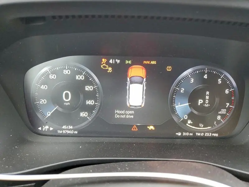 2019 VOLVO XC40 T5 INSCRIPTION  