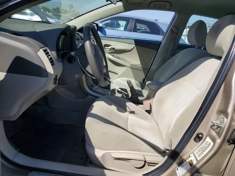 2010 TOYOTA COROLLA LE  