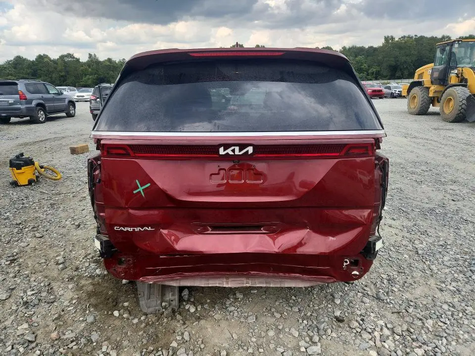 2022 KIA CARNIVAL LX  