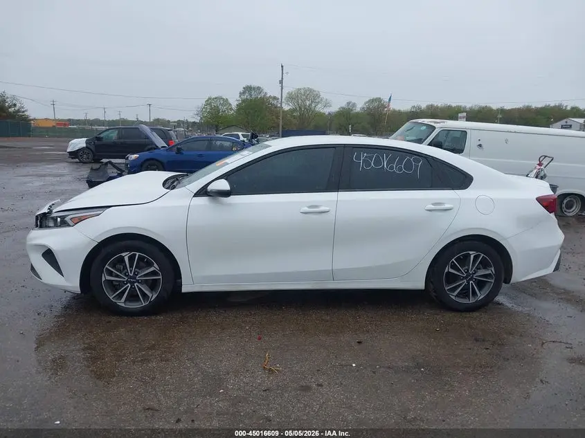 2022 KIA FORTE LXS
