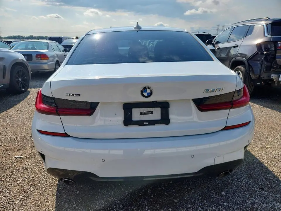 2019 BMW 330XI   