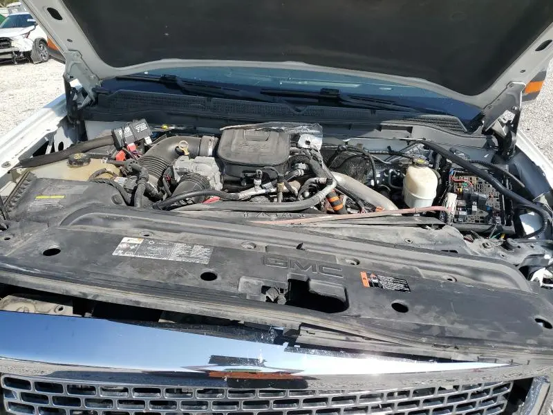 2015 GMC SIERRA K2500 DENALI  