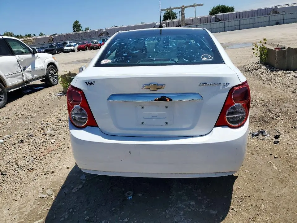 2013 CHEVROLET SONIC LT  