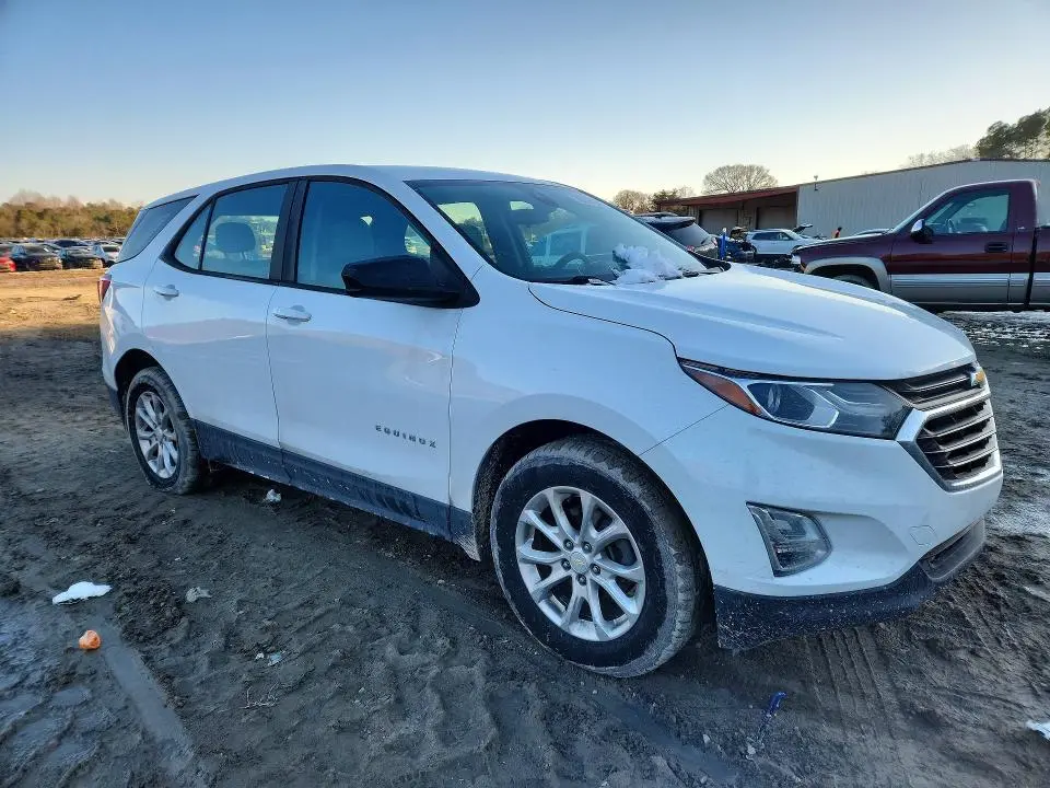 2020 CHEVROLET EQUINOX LS  