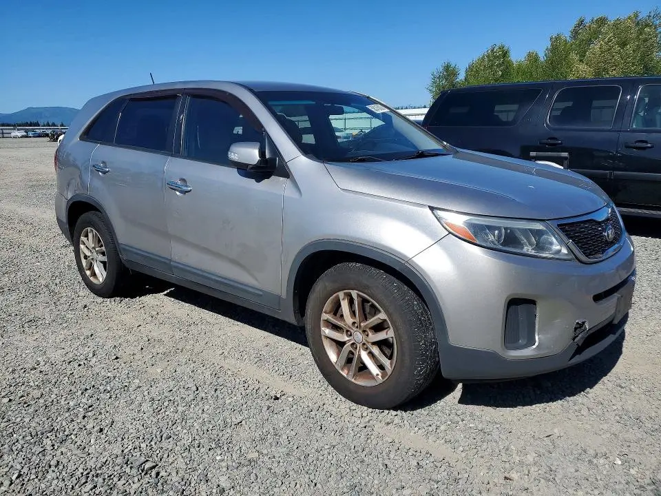 2014 KIA SORENTO LX  