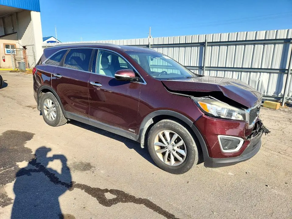 2016 KIA SORENTO LX  