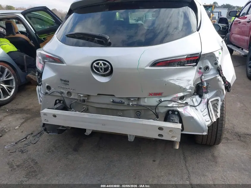 2021 TOYOTA COROLLA XSE