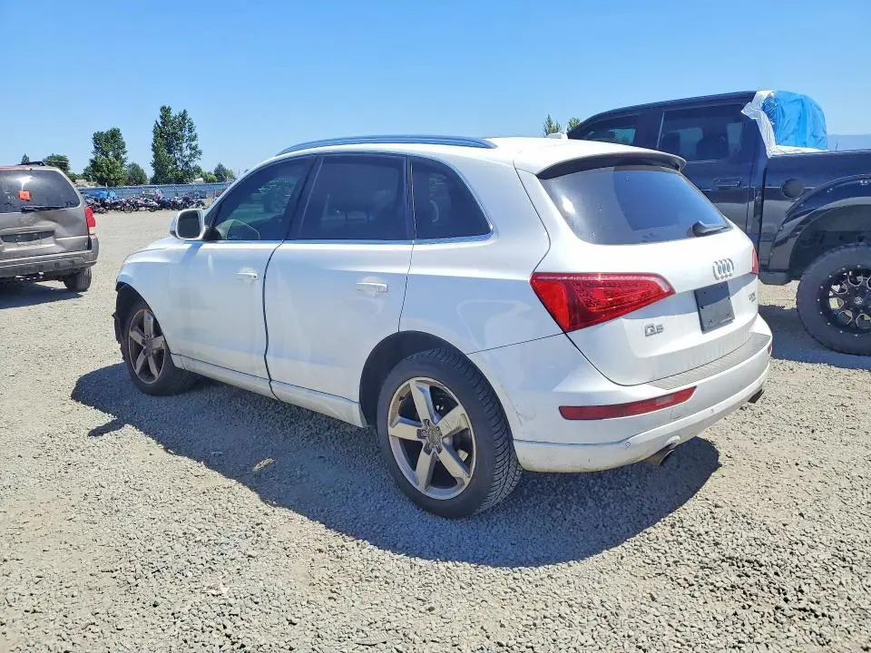 2011 AUDI Q5 PREMIUM PLUS  